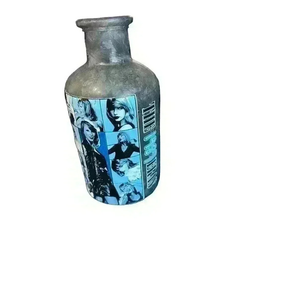 Homemade Taylor Swift Inspired Decorative Bottle Blue Glass The 1989 Eras - Picture 4 of 10